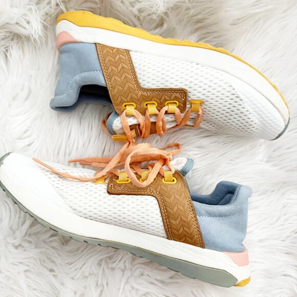 OLUKAI | Wailuku Women’s Athletic Shoes Sneakers Bright White / Sea Ice | US 10 - Picture 11 of 12